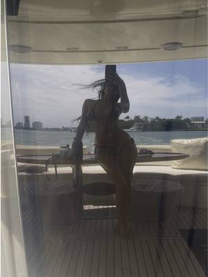 A post by @creepygirl102 on TikTok caption: Florida 