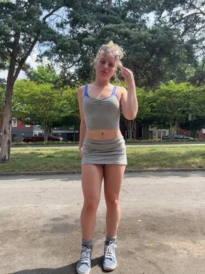 A post by @kennabeann14 on TikTok caption: Sum slight