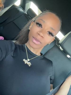 A post by @miyaaaaaofc_ on TikTok caption: my mama got me ousside w my hair not done🥲. ponytail tea tho.  #therealmiya 