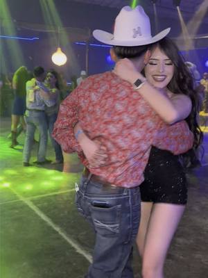 A post by @justdamian58 on TikTok caption: “Baile baile mija” 💃🏻🔥 @Jobes_Hats  @La Zenda Norteña Oficial @El Rodeo Night Club @𝓑 