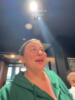A post by @mamakarlsss on TikTok caption: dinner was a 1000/10