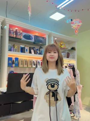 A post by @pisilay886 on TikTok caption: ကကြည့်တာ မကတတ်ဘူး🥹#foryou #foryoupage 