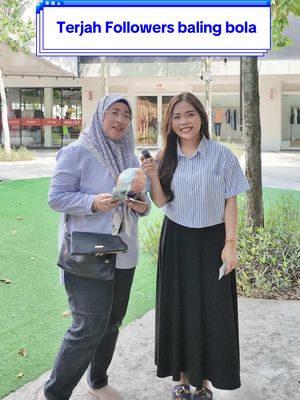 A post by @cahayaicha__ on TikTok caption: Bola duit dan Rm1000 