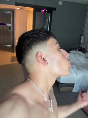 A post by @elmalibaby on TikTok caption: Lo nuestro es Real, Puro y Verdadero 💕 #elmalilla #mundodementiras #reggaeton #dedicatoria #sentimientos #indirectas #chakalon #nuevamusica #malilla 