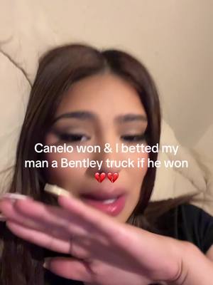A post by @alyzzahh on TikTok caption: 😒😒😒 tf 