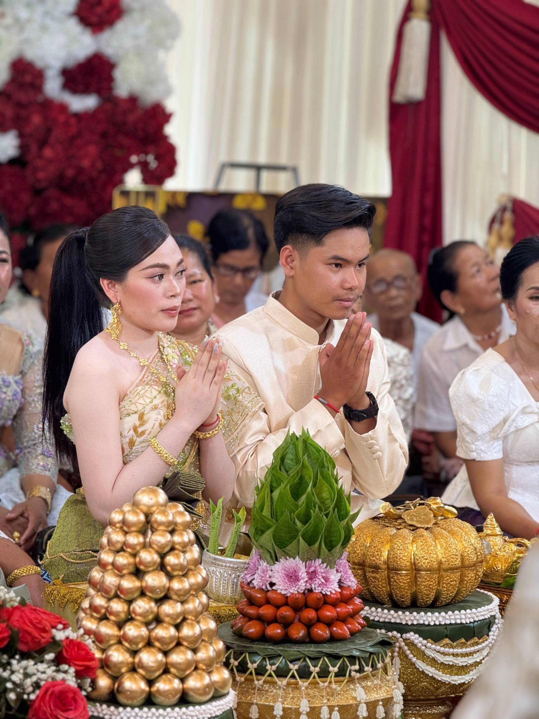 A post by @ceobellablacksheep on TikTok caption: កូនក្រមុំចៀម 🥰☺️💕@ជា ស្រីនិច🤍👸 
