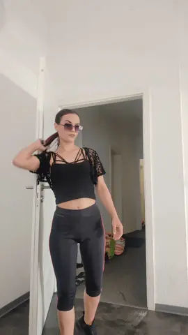 A post by @sofyasofy7 on TikTok caption: #fyyy😍🥰🥰 