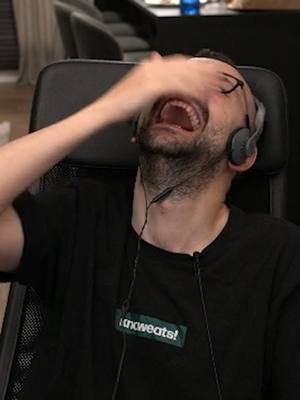 A post by @elxokas on TikTok caption: ya olía el humo 2 videos atrás...