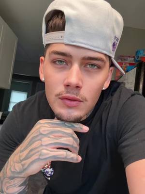 A post by @_ghettocowboy_ on TikTok caption: Hypnotized😵‍💫💙#fyp #fypシ 