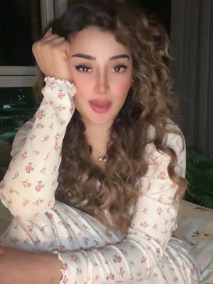 A post by @reshmamaryam1305 on TikTok caption: Le dooba ❤️#tiktokmiddleeast🇦🇪 #dubai🇦🇪 #fyp #fyppppppppppppppppppppppp #foryou #reshmamaryam1305 #keepsupporting #2025 #PositiveVibes #foryoupage #staystrong #thankyou 