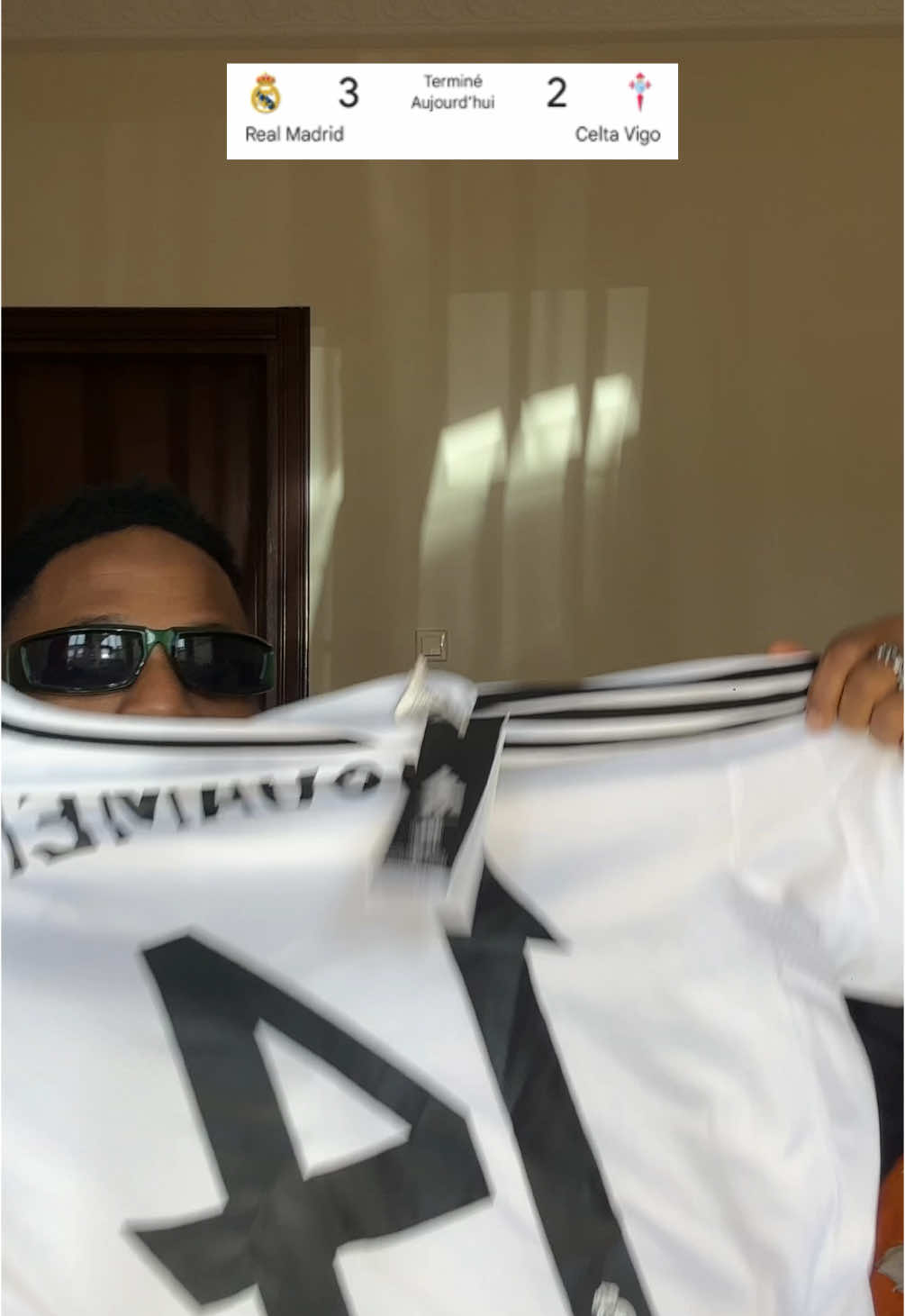 A post by @badnovaa on TikTok caption: #realmadridfc #halamadrid #badnova @LALIGA 