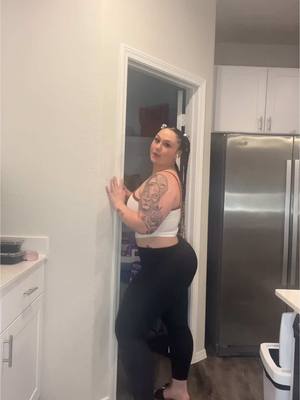A post by @bigparisrose on TikTok caption: #fypシ 