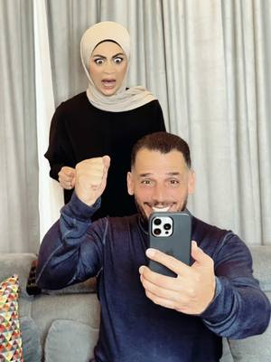 A post by @sanaz.seyedsadri on TikTok caption: Auf frischer Tat ertappt 😂😂😂😂