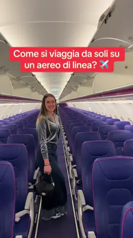 A post by @ladymarloow on TikTok caption: #aereo #airport #summer #iphone