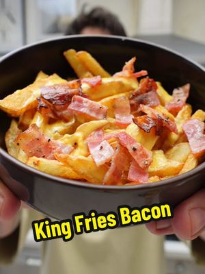 A post by @seizemay on TikTok caption: King Fries Bacon à faire à la maison ! 🤤🍟 #kingfries #kingfriesmaison #recettekingfries #kingfriesbacon #recettefacile