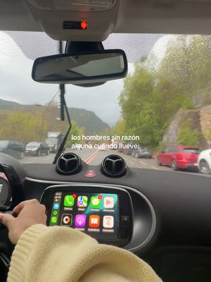 A post by @monismurf on TikTok caption: explicadme porque genuinamente NO LO ENTIENDO