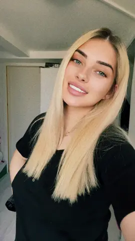 A post by @lrn032 on TikTok caption: #CapCut #foru #fyp #denmark #lorena #haipeforyou #viralaccount #night #❤️ 