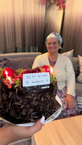 A post by @yasemin.serkan35 on TikTok caption: İyiki doğdun tombişim ❤️