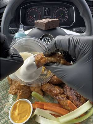 A post by @moeeatss on TikTok caption: Trying wingstop for the second time 🔥🍗 #mukbang #asmr #canadaeats #food #Foodie moe eats #yummy #cheese #chicken #wings #usafoodie @Wingstop 