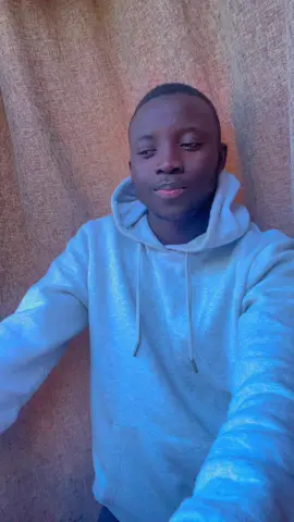 A post by @jujufaty on TikTok caption: @GATO VŒZ DE PÆZ🎤🎸🎹 @Rainha👸De wakanda 👸🤎💍🇬🇼 @Adalmila Baldé @Alicia Mendonça @Mayara👸❤️ @PRESI BILLIONAIRE @Lice Bella🦋 