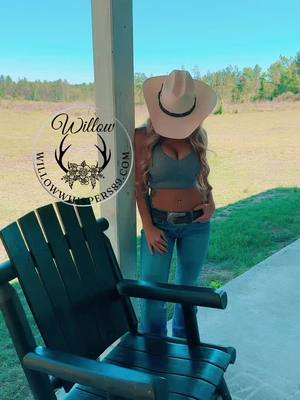 A post by @willowssecretone on TikTok caption: #fyp #country #foryou #countrygirl #sunday 