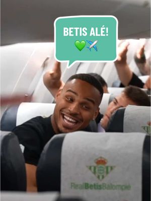 A post by @realbetisbalompie on TikTok caption: Current mood! 💚✈️ #RealBetis #DeportesEnTikTok #Antony #TiktokFootballAcademy #isco #sportsontiktok 