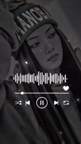 A post by @shasha_867 on TikTok caption: #creatorsearchinsights 😍❤️ @GLOBALMUSICLYRICS🌚🔈🔉🔊🔇 