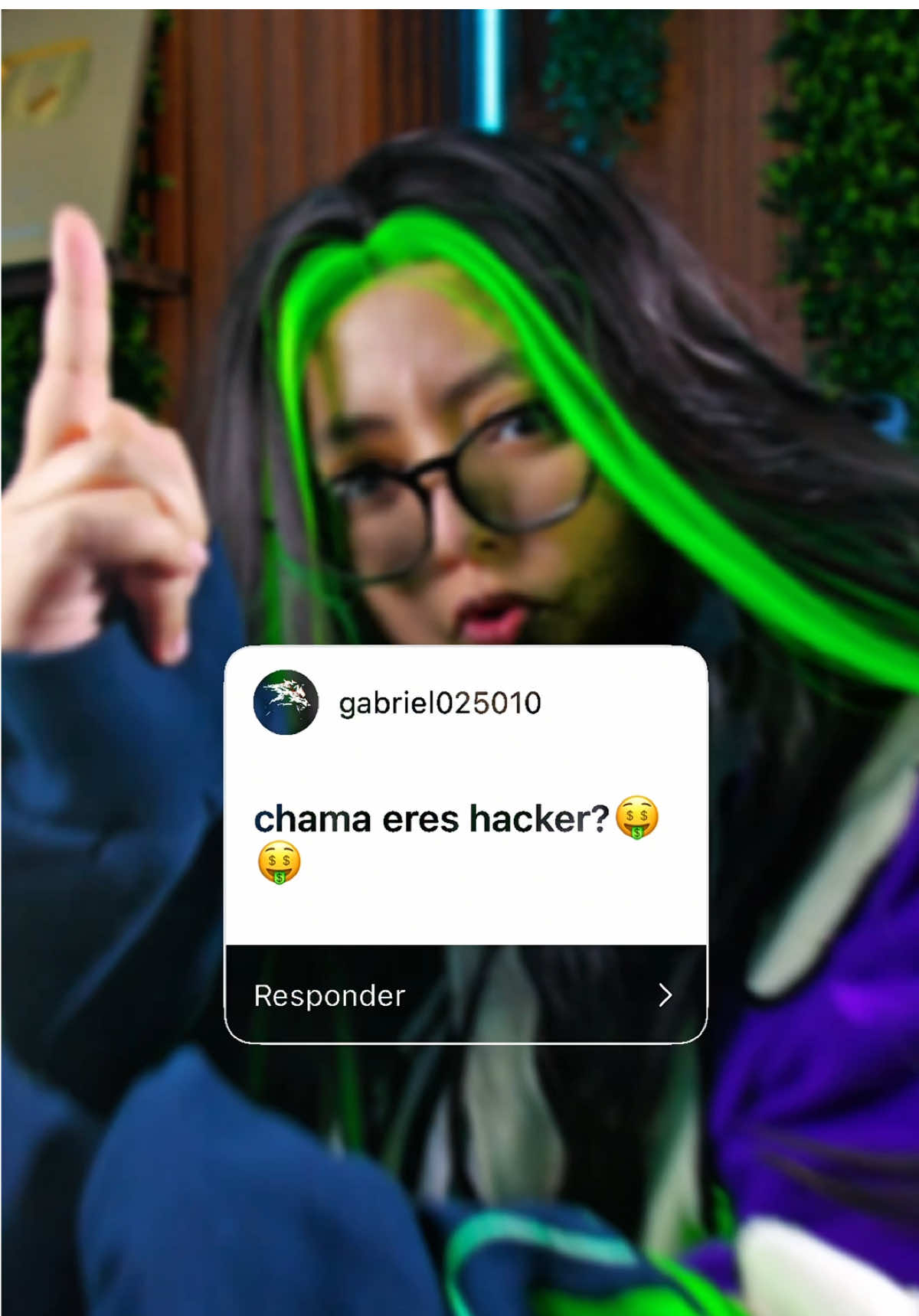 A post by @lachama4_ff on TikTok caption: Y si no ? 🥵 #lachama4_ff 