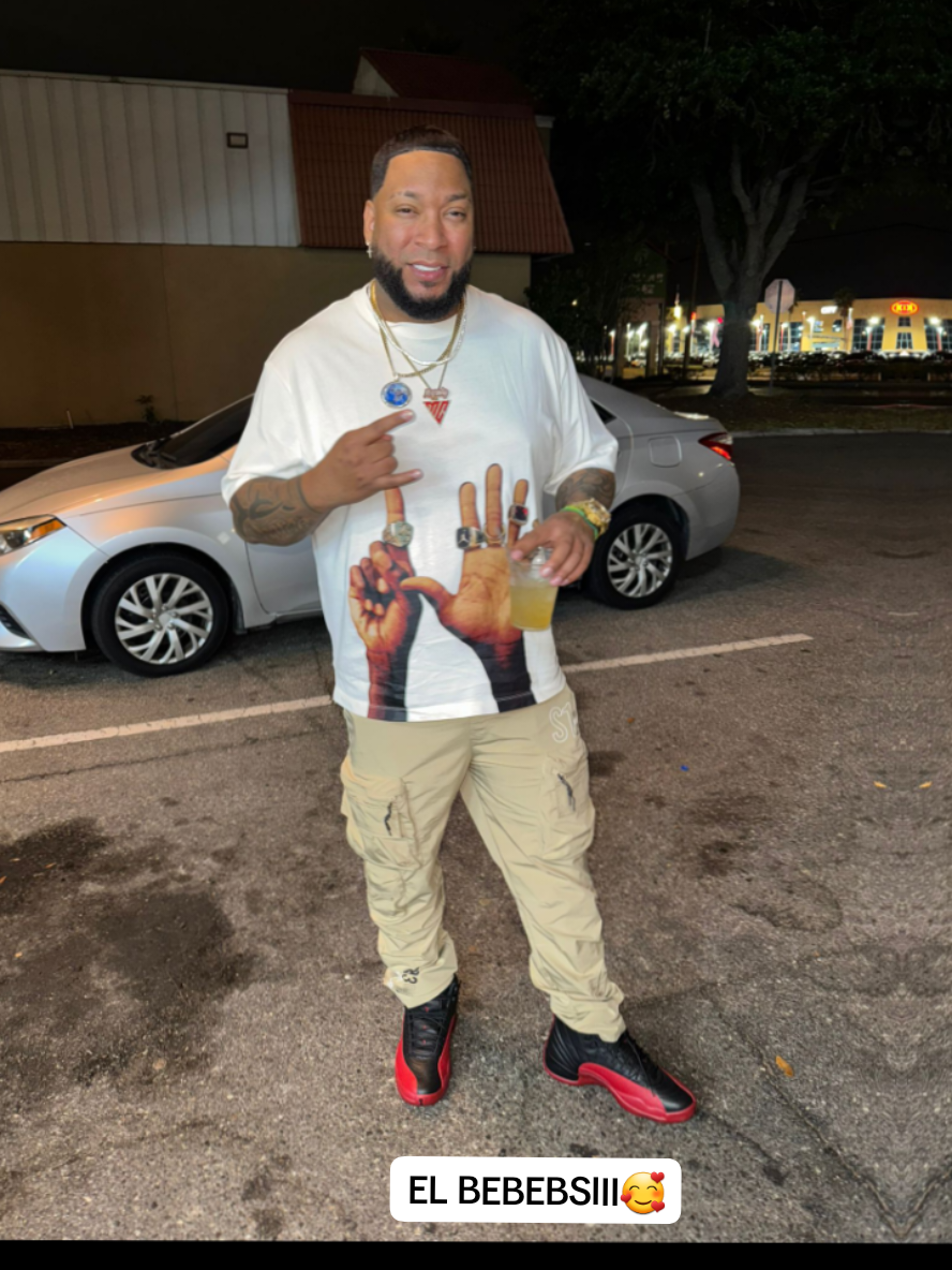 A post by @macolaleyenda on TikTok caption: ANDO TRANKILO🥰🦍#puertorico #viral #rd #fallowers #reels #venezuela #colombia #TikTokLIVE 
