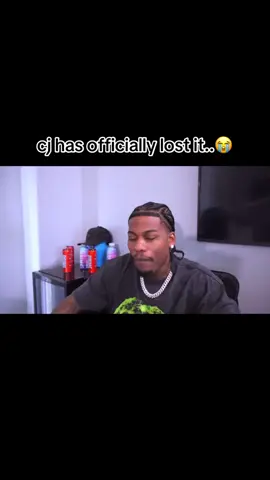 A post by @dubsmashrewinds on TikTok caption: this is a grown man mind you #cjsocool #leon #royalty #karnation 