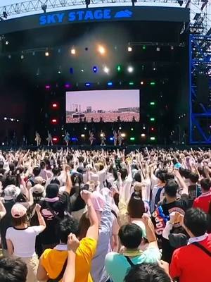 A post by @fruits_zipper on TikTok caption: まだLIVEの余韻に浸ってる #JAPANJAM2025  #ふるっぱー #FRUITSZIPPER #フルーツー