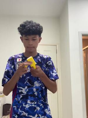 A post by @ericoffical.01 on TikTok caption: ញុមកូនស្រី☺️#zxycba #foryou @LCN brand by CEO Lin @CEO LCN BRAND 