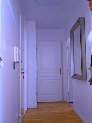 A post by @cindylecoeur0officiel on TikTok caption: #divertisemment #musique #pourtoi #tiktok #youtube 