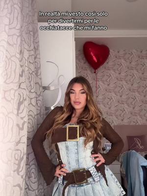 A post by @letiziapone_ on TikTok caption: 🙂‍↕️