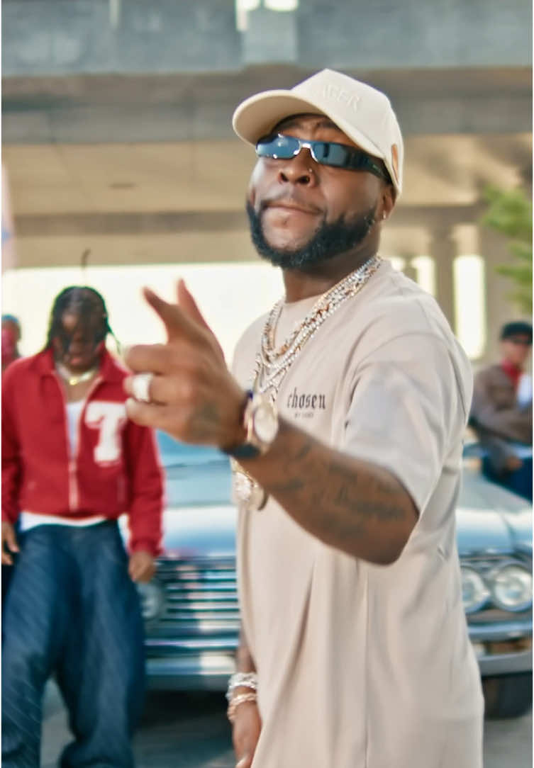 A post by @davido on TikTok caption: Be There Still official dance video out now on my YouTube! 5️⃣ Go run it up on my YouTube 🎥 #afrobeats #5IVE #davido 