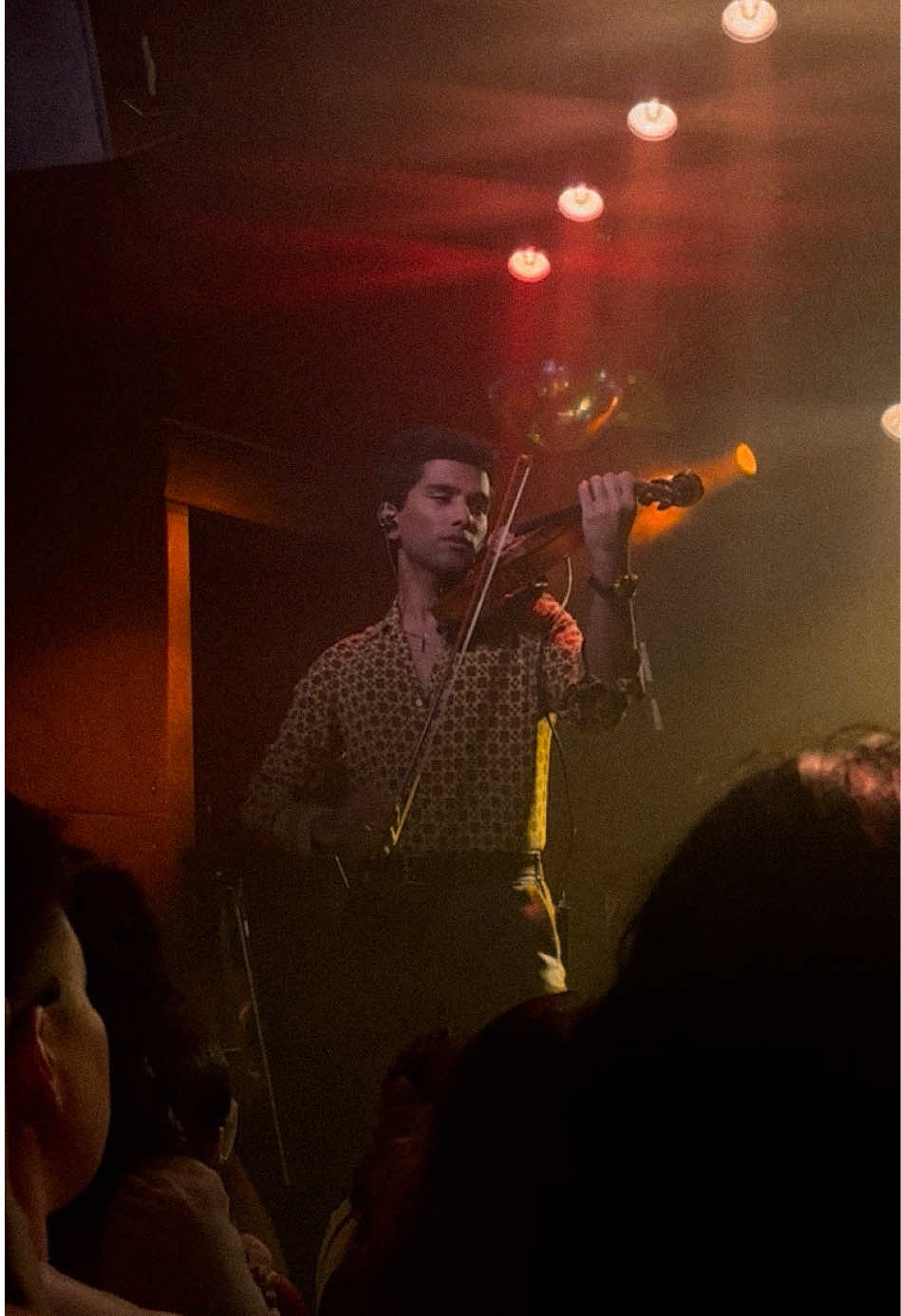 A post by @joelsvnny on TikTok caption: codex live in los angeles📖 #codex #throneofglass #editaudios #BookTok #marvel #fyp #indianviolin #xyzcba 