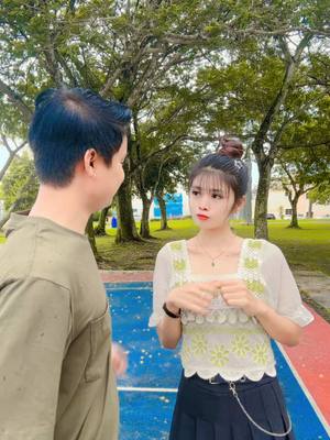 A post by @xoney12 on TikTok caption: မမြင်ချင်တော့ဘူး🤣🤣@Nandako1137 @Yu Ri🌸🎋 #foryou #fyp #foryoupage 