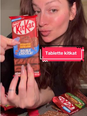 A post by @poopiblh on TikTok caption: Je teste les nouvelles tablettes de chocolat 🍫 @KITKAT mais d'abord je dois réussir à les attraper ⚒️produits offert #food  #kitkat #tablette #chocolat #degustation #decouverte #haveabreak #snack 