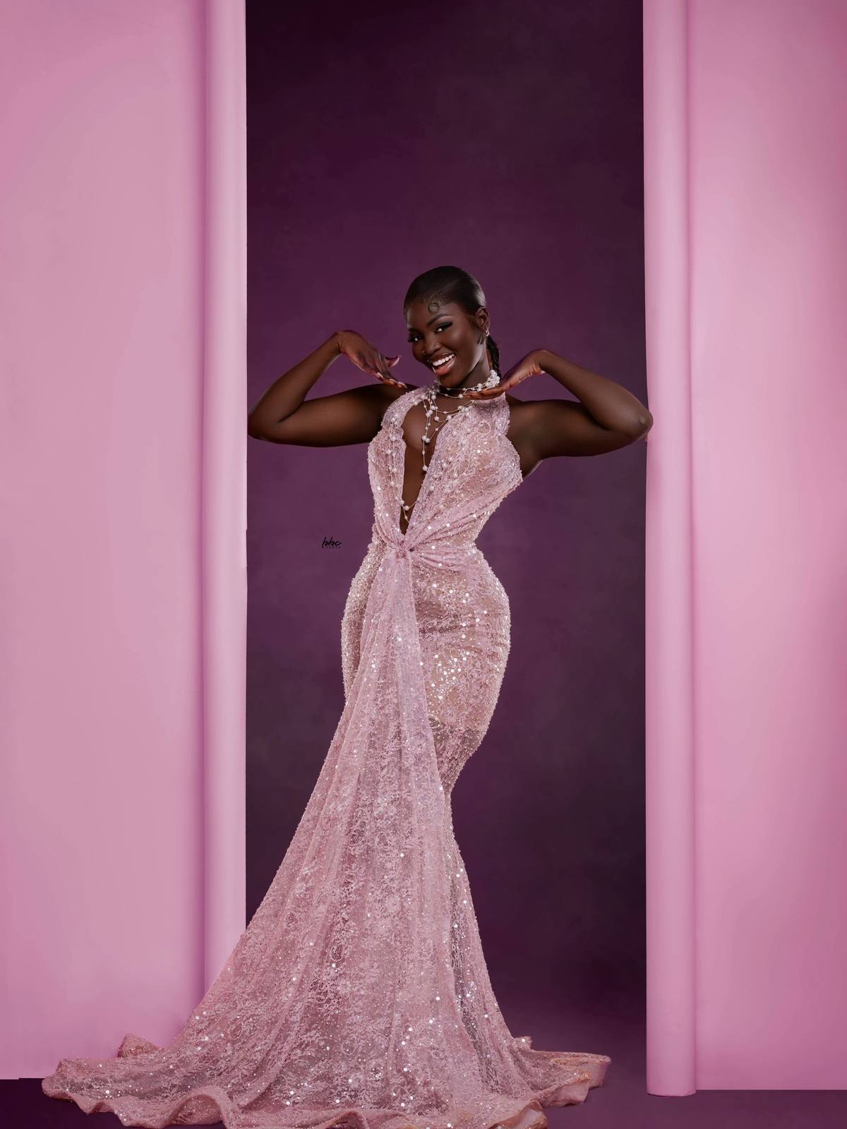 A post by @fatou_ndiaye_sn on TikTok caption: @Beautyhairbymamita @ALG_haute_couture @Best Beautiful creation @Diarra💄Beauty💋 