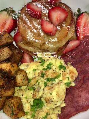A post by @jaaliyahs on TikTok caption: Most important meal of the day😋 #breakfastideas #pancakes #breakfast #trending #mymanmymanmyman #viral #turkeybacon #brunch #atlanta #foryoupage  