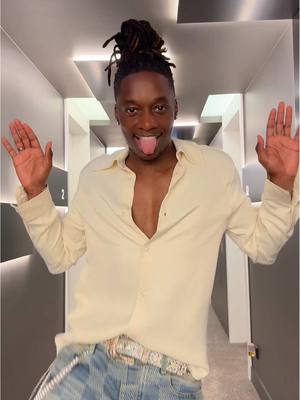 A post by @koolkidnelly on TikTok caption: lemme shake it to the maxx🤍