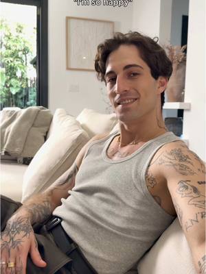 A post by @damianodavid on TikTok caption: besties fr 🫶 watch my ‘funny little fears’ product unboxing now on youtube