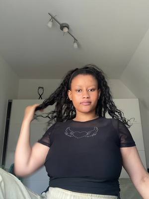 A post by @oumou382 on TikTok