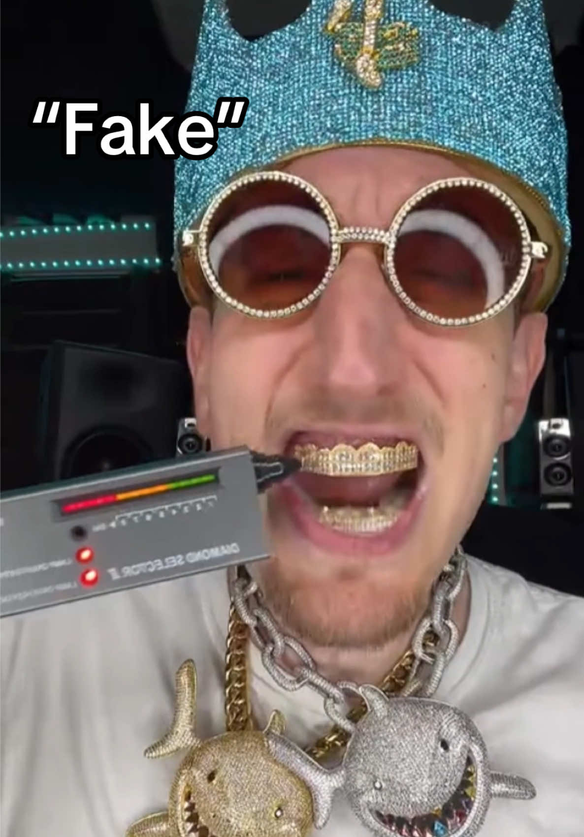 A post by @malkimeansking on TikTok caption: Diamonds all real