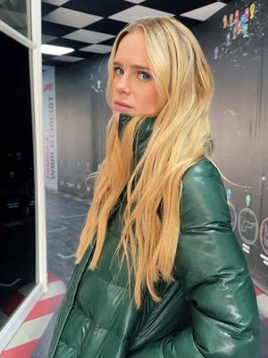 A post by @innamollb on TikTok caption: 🤣❤️ @Culture Wars 