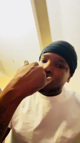 A post by @hardbodyalmighty on TikTok caption: #fyp #viral #foryou #grillzchallenge @STL GRILLZZ 