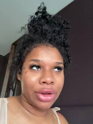 A post by @benzsnowww on TikTok caption: Growth requires Stepping out your comfort zone 🤍🤍collabs?? #socialmedia #collabs #growthmindset #soicalmedia #contentcreator #content #blackgirltiktokers🤎 #fyp #influencer 