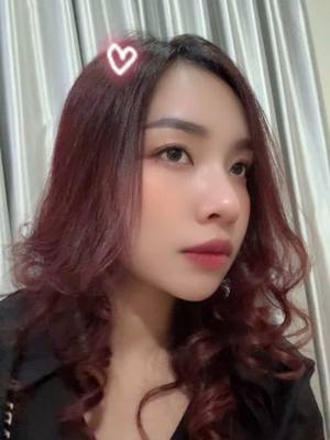 A post by @seymagalaxynavatra on TikTok caption: មោៗរាំ 😊