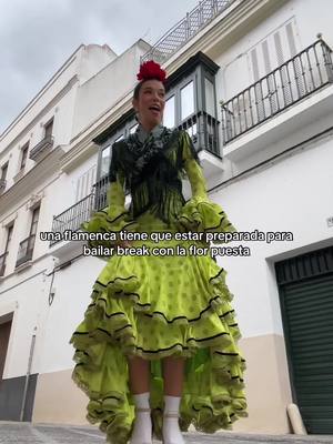 A post by @elenagortari on TikTok caption: JAJAJAJ