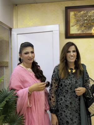 A post by @farahbeautysaloon on TikTok caption: Bubbly’s Salon 💇 Rawalpindi 🫶👌#farahsalon #farahbeautysaloon #foryou #foryoupage #trending #100kviews #viralvideo #tiktok #Bubblysaloon 